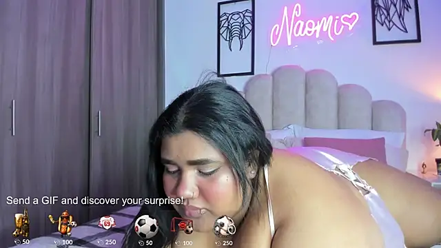 Snapshot of NaomiAsha chatting on June 2026 12:47:02 PM NaomiAsha online show from June 2026 12:47:02 PM