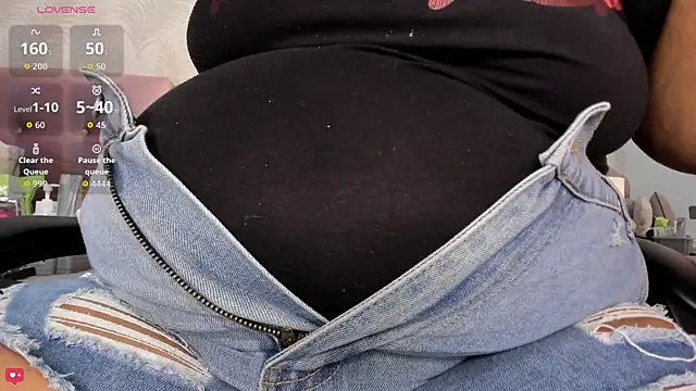 Kimmie kaboom x online show from November 2025 07:03:01 PM