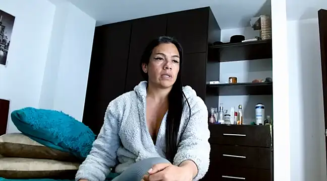 chicafitcaliente online show from February 2025 11:54:02 PM