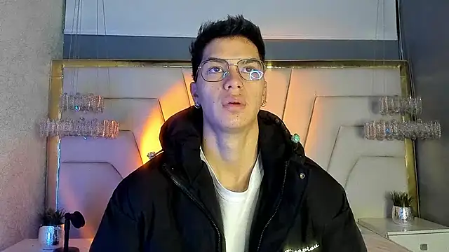 AndyPalmer  online show from February 2025 11:39:01 AM