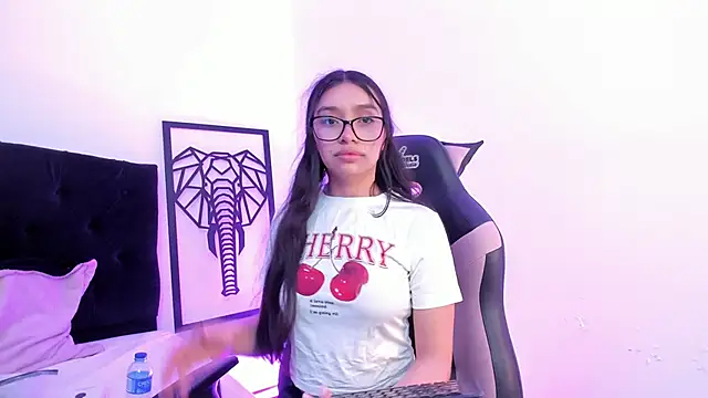 Stefanygp online show from November 2025 11:58:02 AM