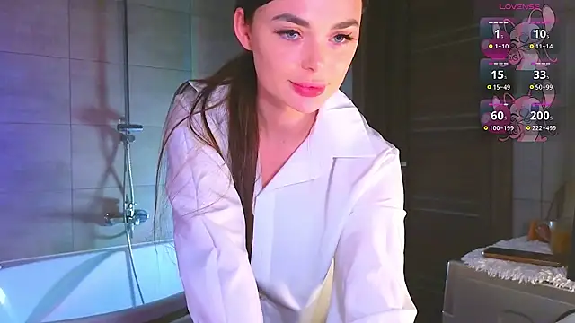 Snapshot of Sandrikta chatting on October 2025 08:21:02 PM Sandrikta online show from October 2025 08:21:02 PM