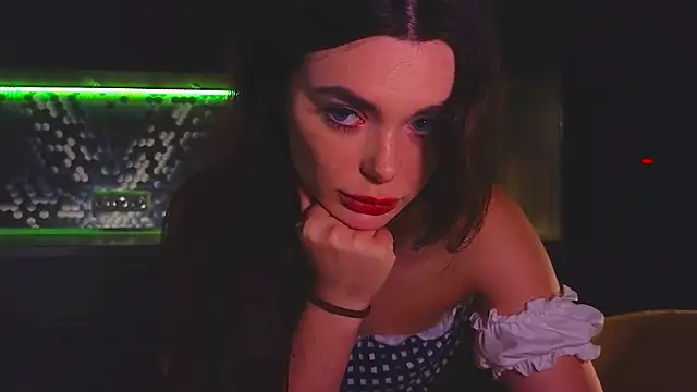 Snapshot of Sandrikta chatting on October 2025 09:26:01 PM Sandrikta online show from October 2025 09:26:01 PM