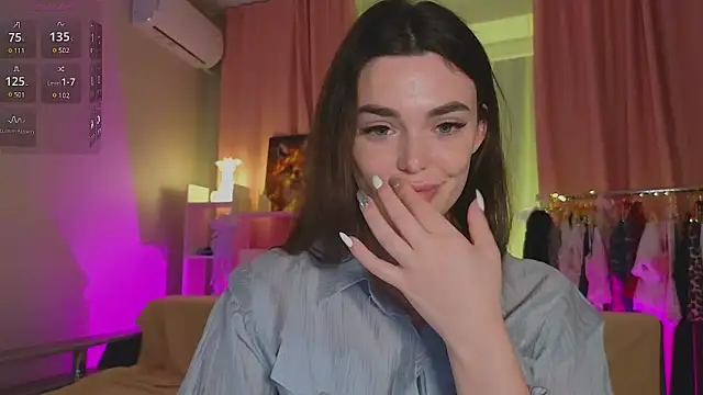 Snapshot of Sandrikta chatting on December 2024 07:39:02 PM Sandrikta online show from December 2024 07:39:02 PM