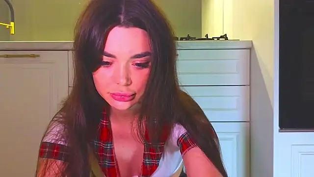 Snapshot of Sandrikta chatting on November 2025 08:31:01 PM Sandrikta online show from November 2025 08:31:01 PM