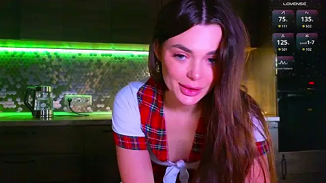 Snapshot of Sandrikta chatting on September 2025 07:40:02 PM Sandrikta online show from September 2025 07:40:02 PM