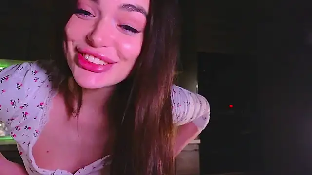 Snapshot of Sandrikta chatting on October 2025 08:38:01 PM Sandrikta online show from October 2025 08:38:01 PM