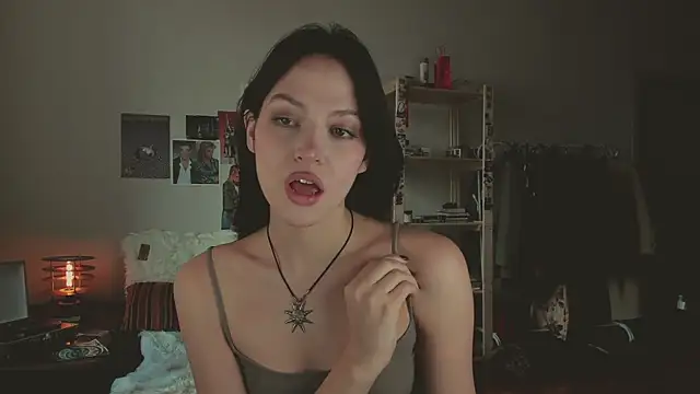 Niky  Jess online show from April 2026 10:41:01 AM