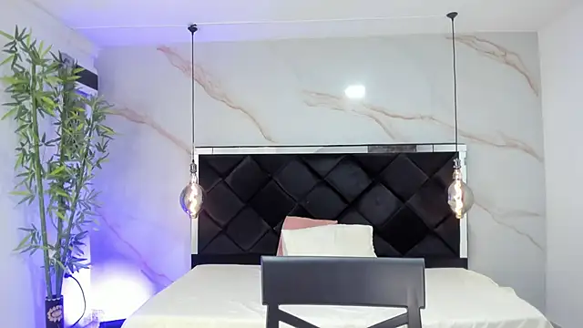 AngelaaCute  online show from November 2025 03:04:01 PM