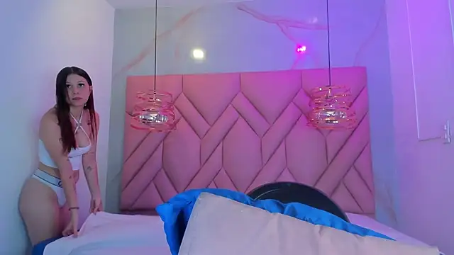 AngelaaCute  online show from April 2026 12:11:02 PM