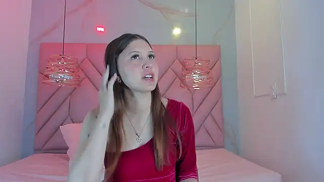 Snapshot of AngelaaCute_ chatting on May 2026 12:06:01 PM AngelaaCute online show from May 2026 12:06:01 PM