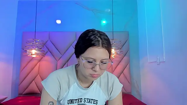 AngelaaCute  online show from July 2026 12:06:02 PM