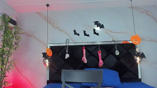 AngelaaCute  online show from October 2025 12:28:01 PM