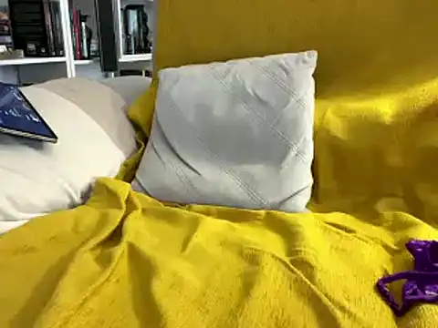 fastuga24 online show from November 2025 02:43:01 PM