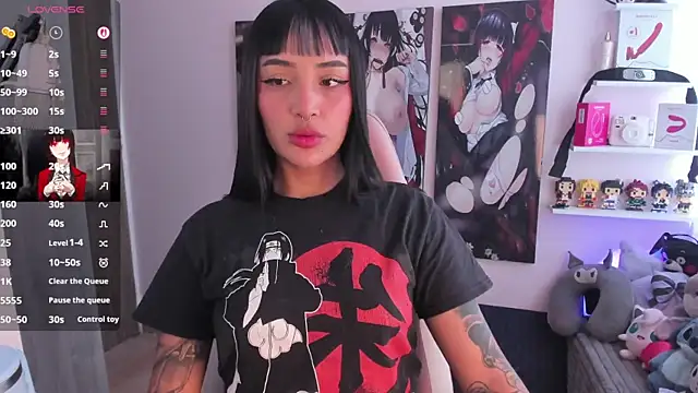 Sweet-bunny1 online show from March 2026 06:43:01 PM