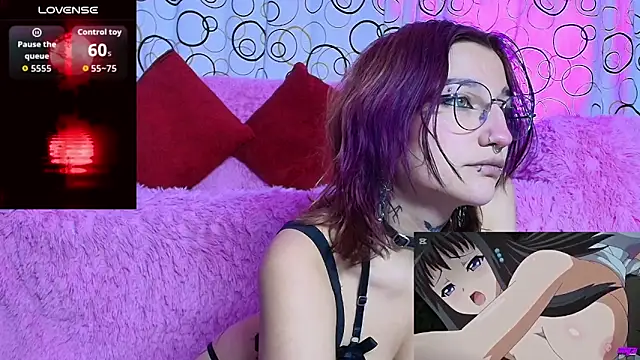 Snapshot of SukiFuyu_ chatting on November 2025 09:18:01 PM SukiFuyu online show from November 2025 09:18:01 PM