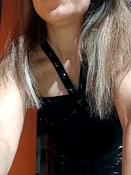 Snapshot of Dark_Angel_22 chatting on October 2025 05:36:02 PM Dark Angel 22 online show from October 2025 05:36:02 PM