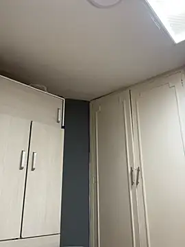 Taniabonet online show from April 2026 01:24:02 PM