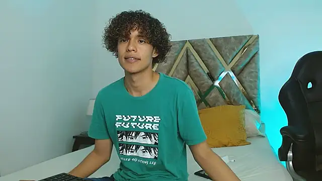 nickolas moon online show from January 2025 03:07:01 PM