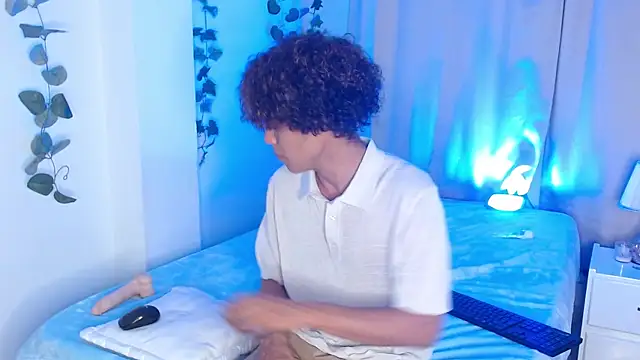 nickolas moon online show from February 2025 10:34:02 PM