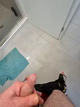 kisbiro77777 online show from March 2026 06:31:01 AM