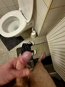 kisbiro77777 online show from January 2026 06:00:02 PM