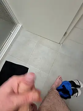 kisbiro77777 online show from March 2026 06:11:01 PM