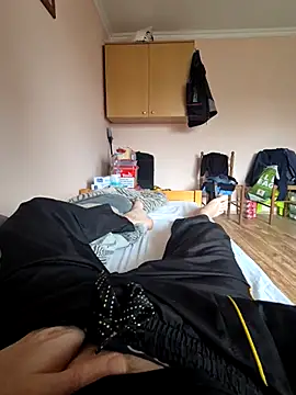 kisbiro77777 online show from November 2025 10:38:02 AM