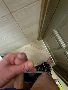 kisbiro77777 online show from April 2026 04:52:02 AM