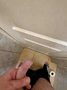 kisbiro77777 online show from October 2025 07:02:02 PM