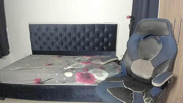 Snapshot of _diegsz_ chatting on April 2026 01:29:01 PM diegsz online show from April 2026 01:29:01 PM