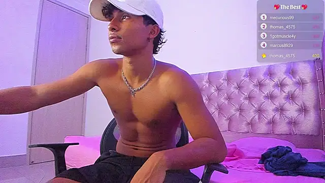 Snapshot of _diegsz_ chatting on February 2025 10:26:02 PM diegsz online show from February 2025 10:26:02 PM