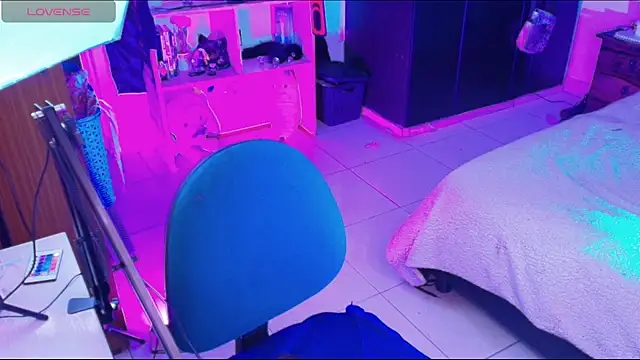 meraki fraise online show from April 2026 06:00:02 PM