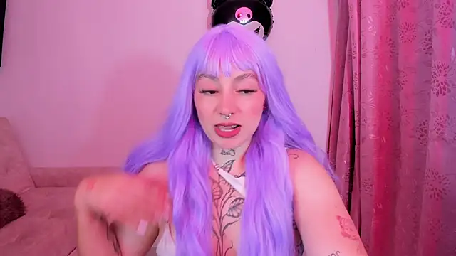 annika taylor online show from November 2025 04:05:02 AM