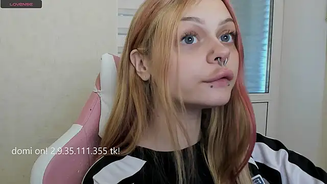 Snapshot of shy_melony chatting on May 2026 08:33:02 AM shy melony online show from May 2026 08:33:02 AM