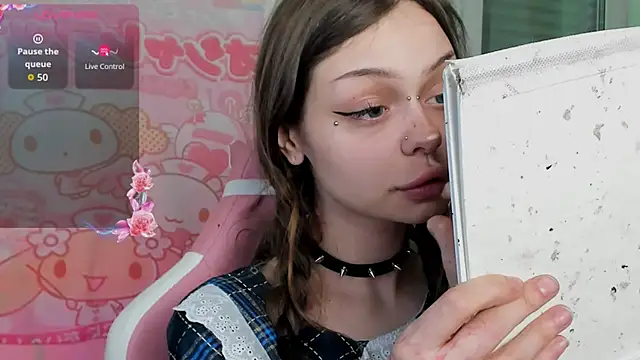 shy melony online show from March 2026 06:14:02 PM