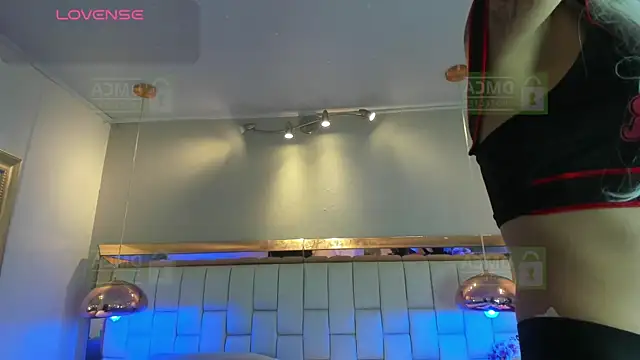 Palmer-Foster online show from November 2025 09:02:01 PM