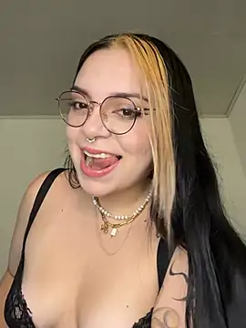 NatyOlson online show from February 2026 05:24:01 PM