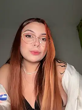 NatyOlson online show from November 2025 03:38:02 AM