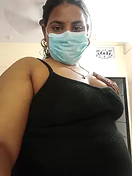 Snapshot of Hotmilfxox chatting on April 2026 10:32:01 AM Hotmilfxox online show from April 2026 10:32:01 AM