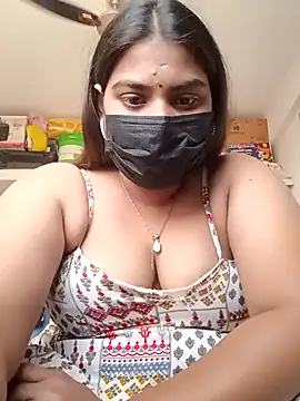 Snapshot of Hotmilfxox chatting on January 2025 08:15:01 AM Hotmilfxox online show from January 2025 08:15:01 AM