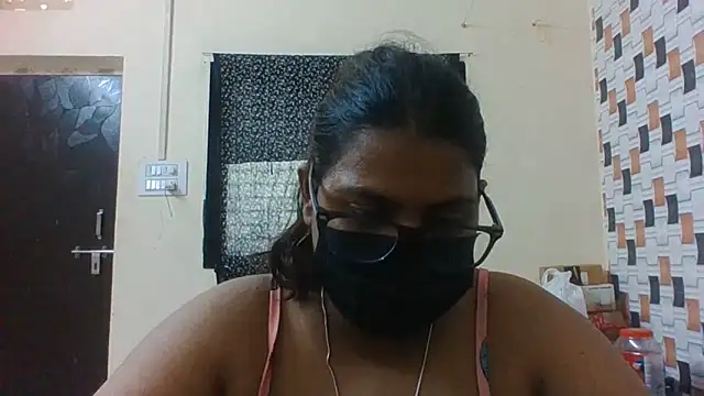 Hotmilfxox online show from June 2026 08:26:02 AM