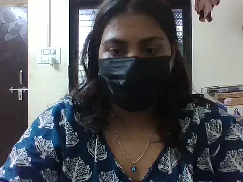 Hotmilfxox online show from May 2026 10:36:01 AM