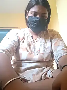 Snapshot of Hotmilfxox chatting on February 2025 07:17:01 AM Hotmilfxox online show from February 2025 07:17:01 AM