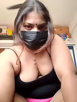 Snapshot of Hotmilfxox chatting on January 2025 07:34:02 AM Hotmilfxox online show from January 2025 07:34:02 AM