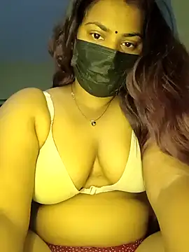 Snapshot of Hotmilfxox chatting on March 2025 06:08:01 AM Hotmilfxox online show from March 2025 06:08:01 AM