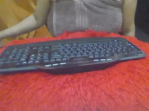 JulieJoe  online show from November 2025 12:44:02 PM