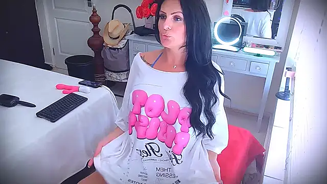 Luscious angell online show from February 2025 10:21:02 AM