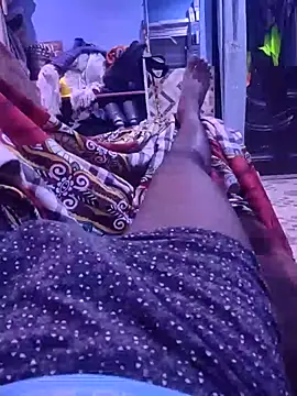 stephbig777 online show from November 2025 12:16:02 AM