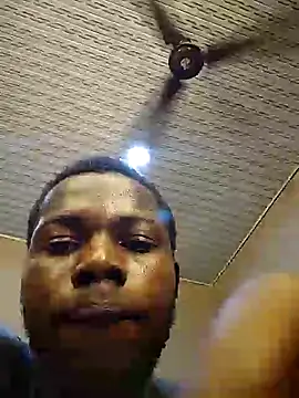 stephbig777 online show from December 2025 07:15:02 PM